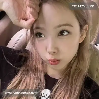姬铃含